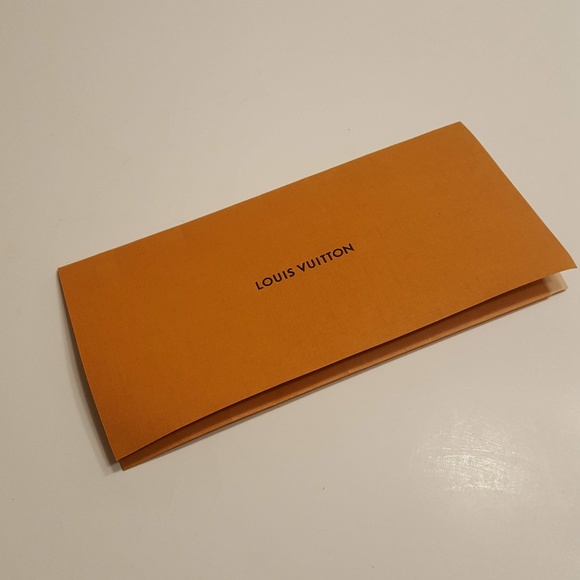 Louis Vuitton Card Holder for Sale in Orange, CA - OfferUp